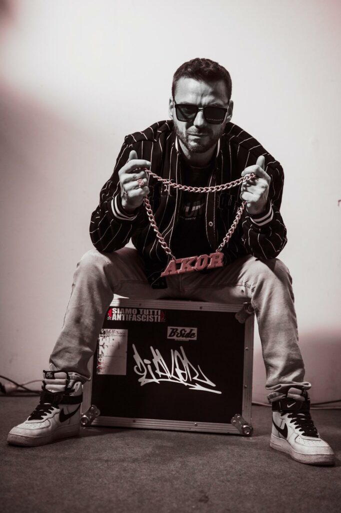 Lox in bass + Dj R-MAD + soul crucial 