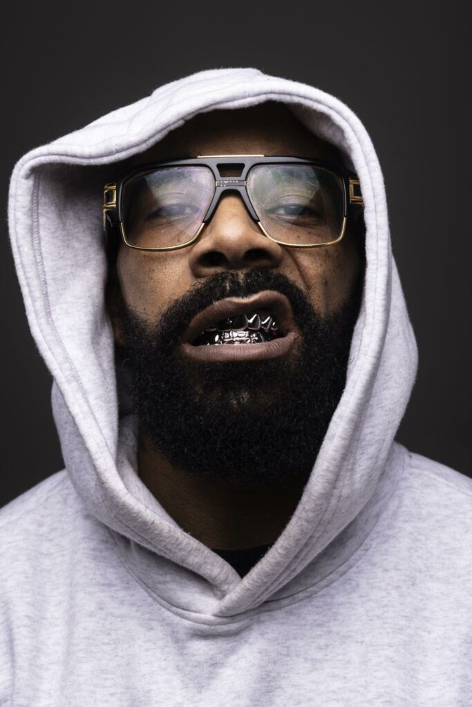 Busta Flex